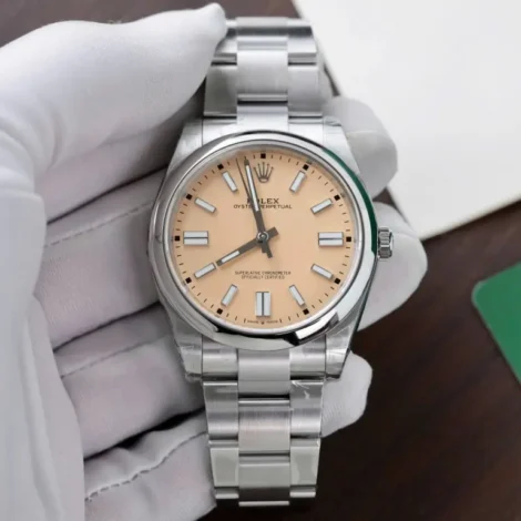 Dong-Ho-Rolex-Oyster-Perpetual-134300-Replica-Cao-Cap-Mat-So-Mau-Be-Nha-May-VS-41mm-1-768×768.jpg