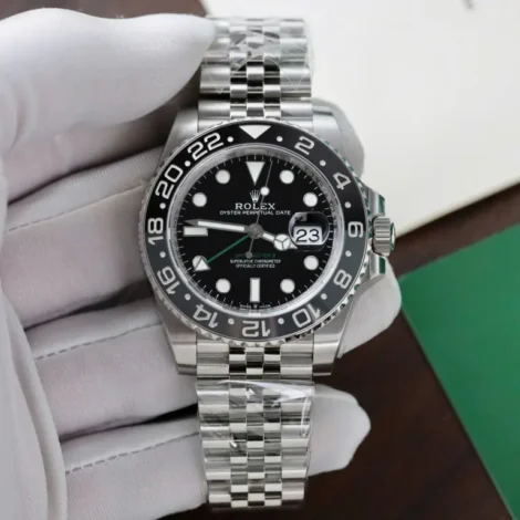 Dong-Ho-Rolex-Replica-Cao-Cap-GMT-Master-II-126710GRNR-Bruce-Wayne-Day-Jubilee-Nha-May-VS-40mm-1-768×768.jpg