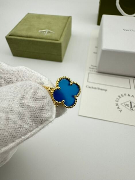 74a3ae4e7670f03c5204c340c631887e-1